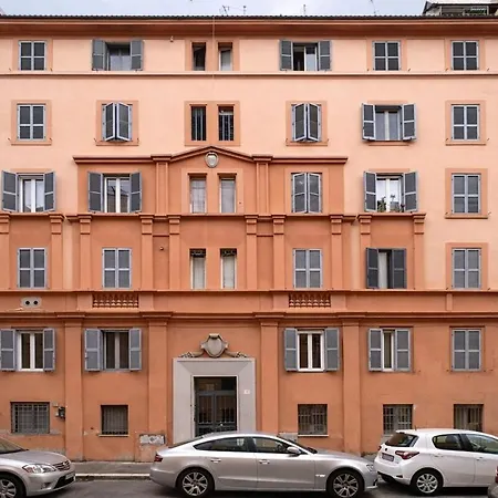 Bright Flat For 5, Metro 7 Min, Appia Antica Rome